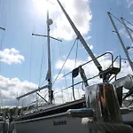 Werft & * לאוטרבאך